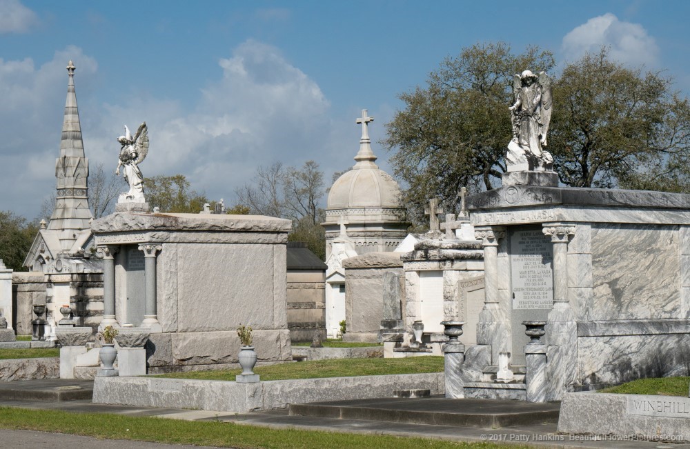 Metarie Cemetery, New Orleans © 2017 Patty Hankins
