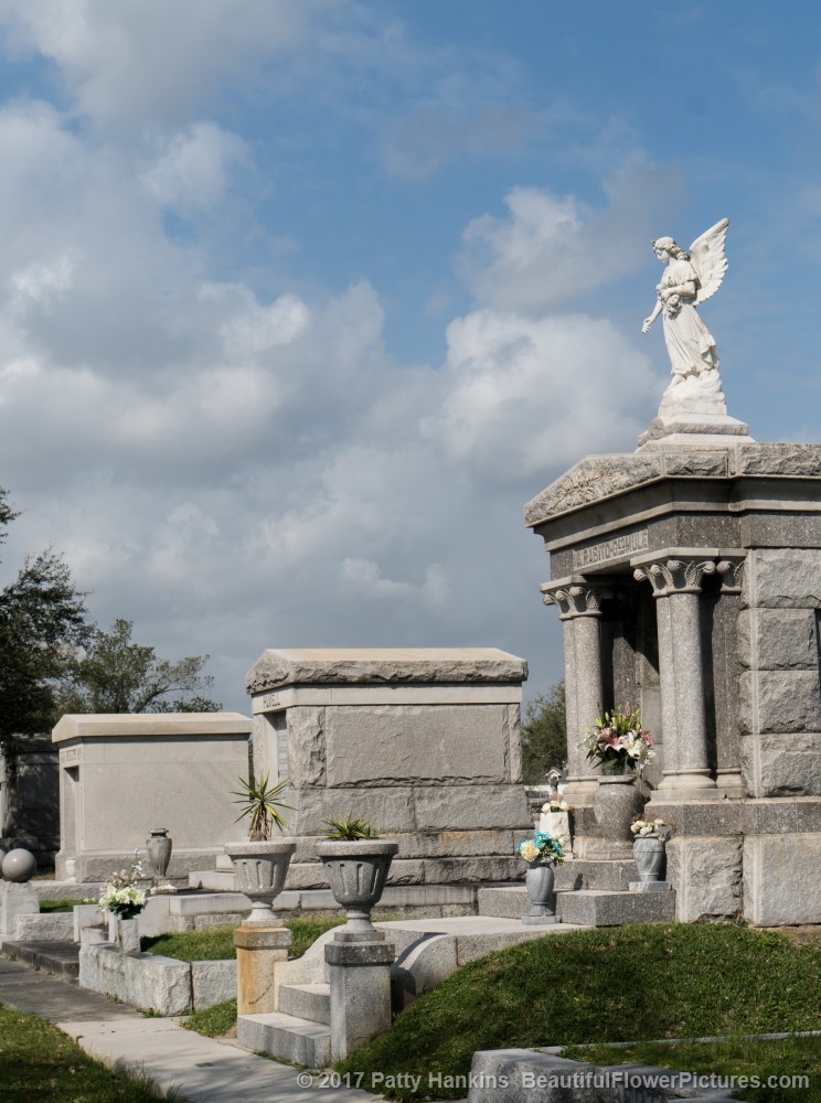 Metarie Cemetery, New Orleans © 2017 Patty Hankins