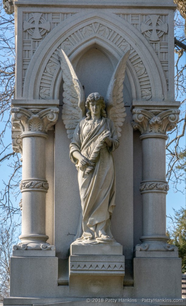Angel at, Laurel Hill Cemetery, Philadelphia, PA © 2018 Patty Hankins