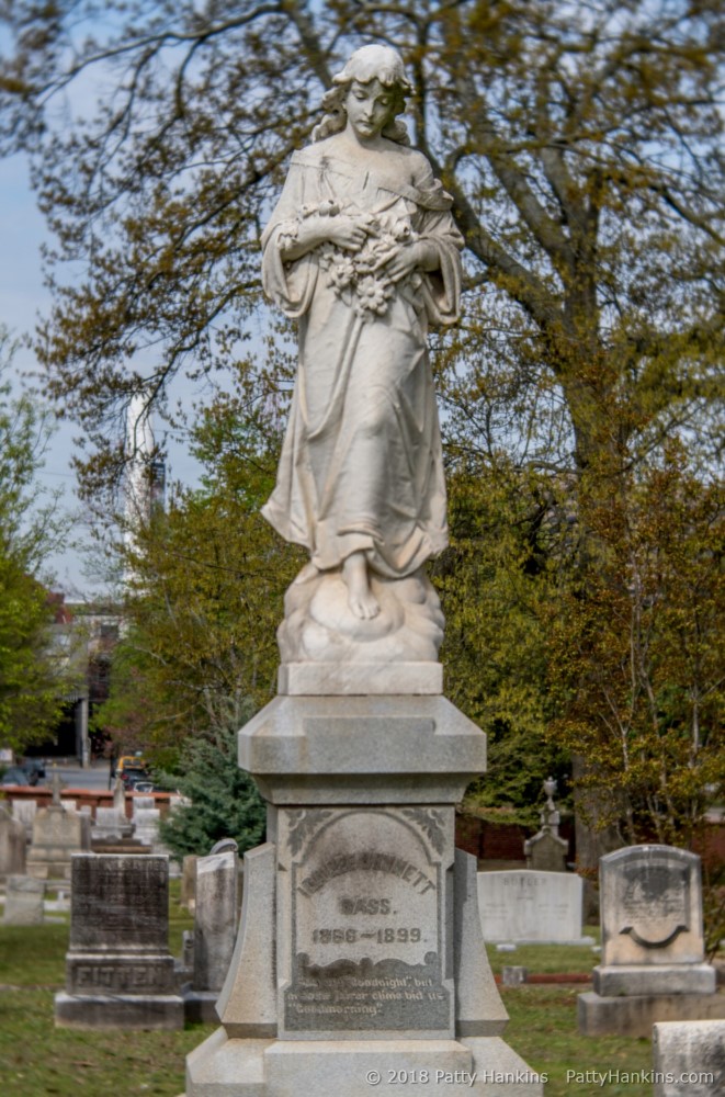 Grave at Oakland Cemetery in Atlanta, Georgia © 2018 Patty HankinsGrave at Oakland Cemetery in Atlanta, Georgia © 2018 Patty Hankins