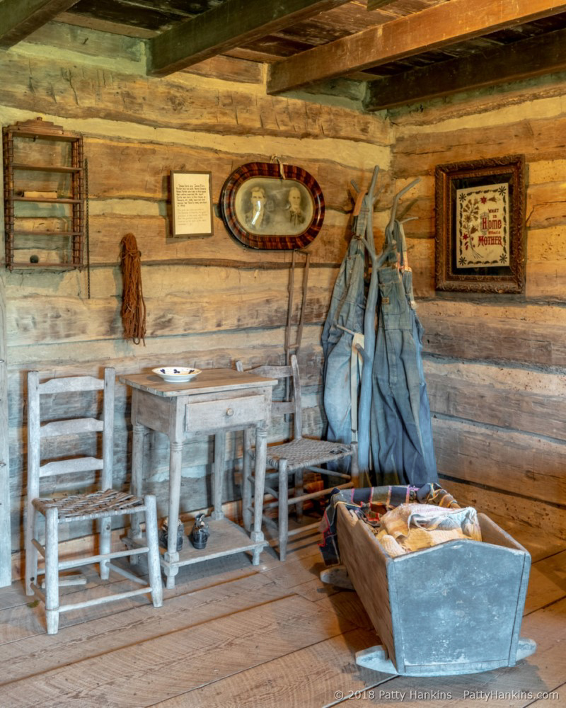 Cabin Interior, Museum of Appalachia, Clinton, Tennessee © 2018 Patty Hankins