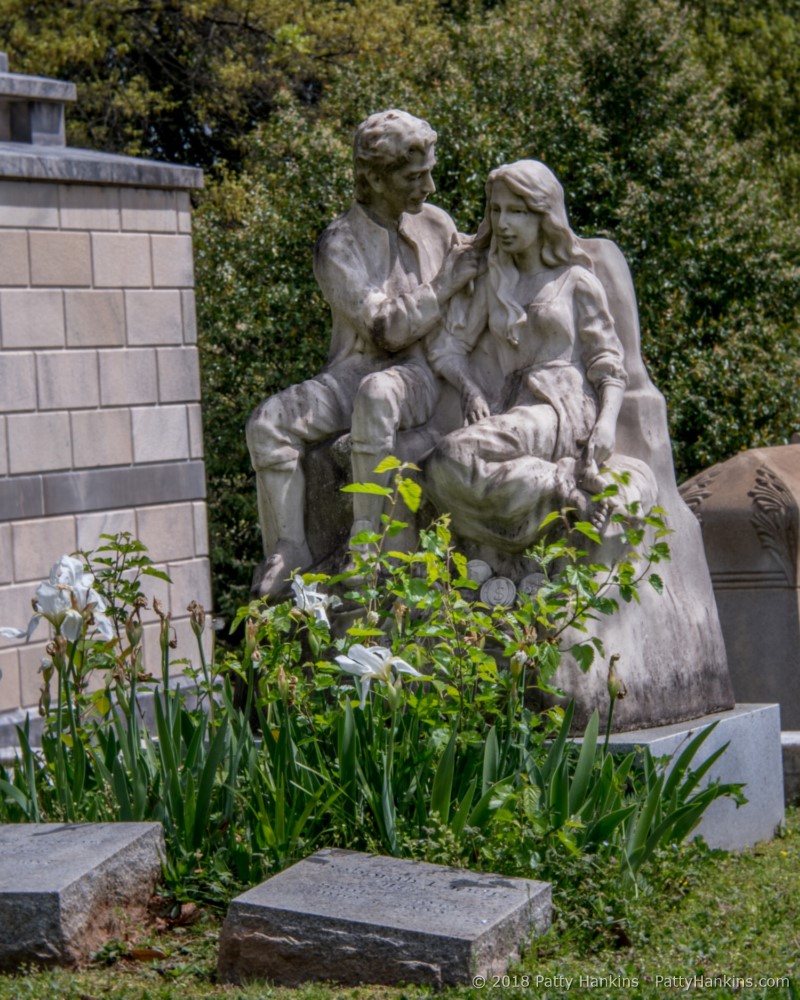 A Visit to Atlanta’s Oakland Cemetery